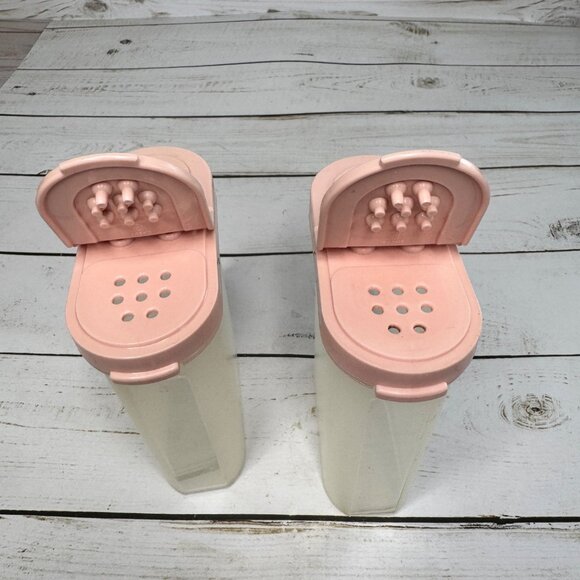 Tupperware Modular Mates Spice Containers 1846-24 Lot of 2 Pink Lids Clear - Picture 3 of 5